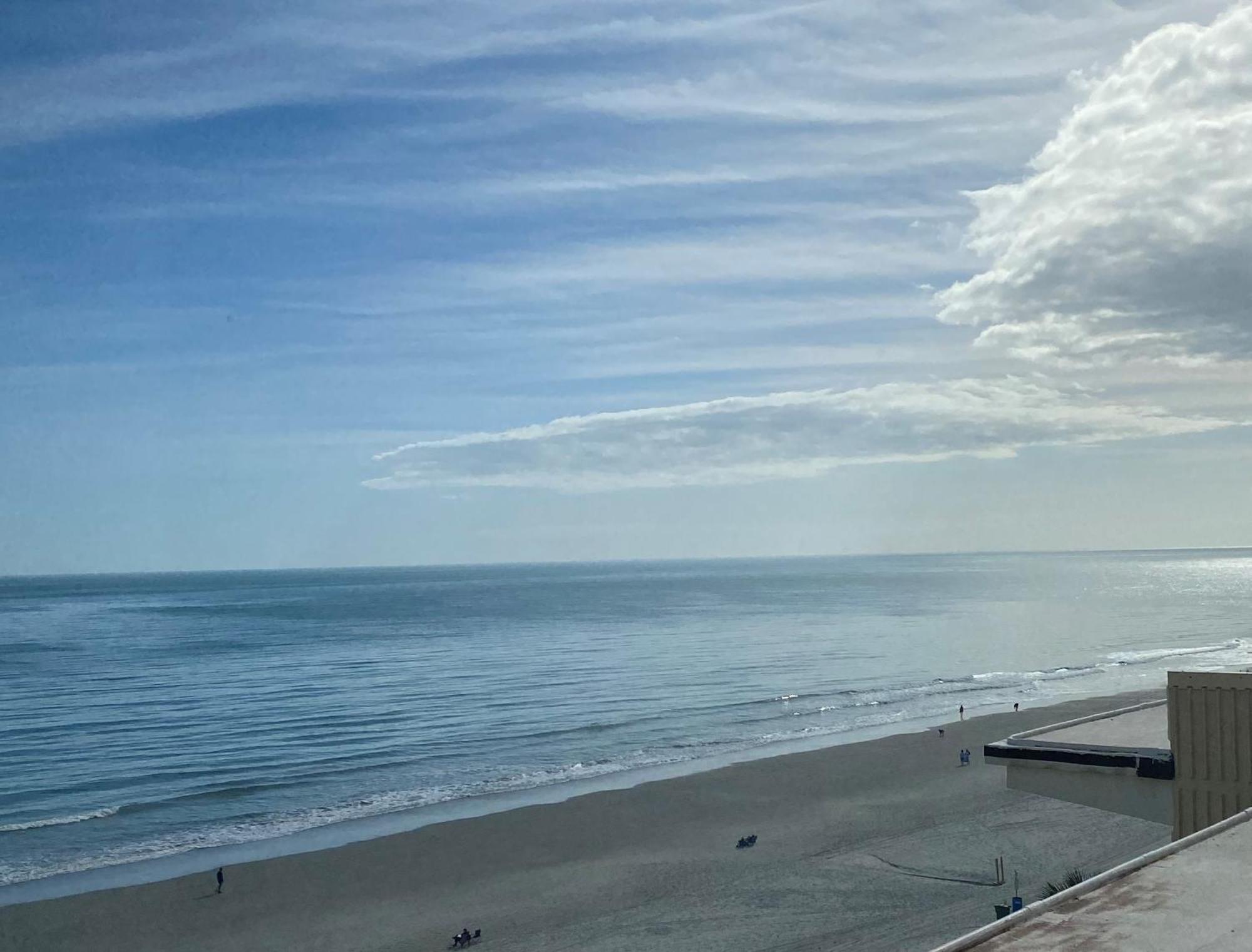 North Shore Oceanfront Resort Hotel Миртъл Бийч Стая снимка