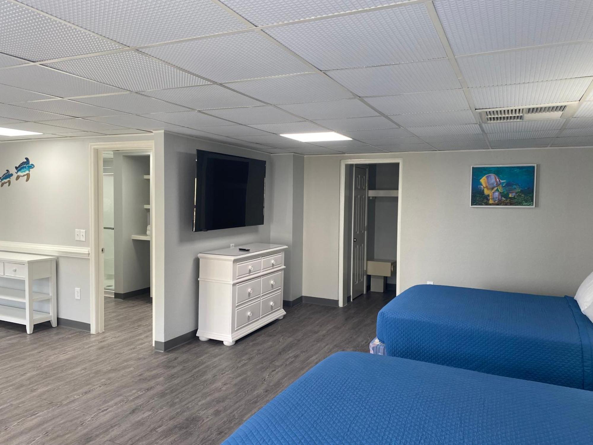 North Shore Oceanfront Resort Hotel Миртъл Бийч Стая снимка